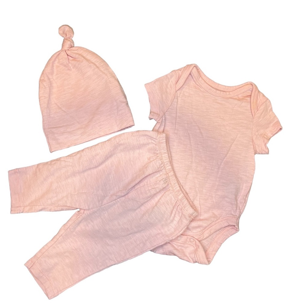 Old Navy Baby 3 Piece Set Girl Pink 0-3 Months